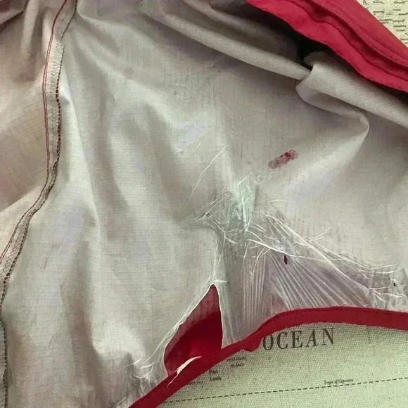 Patagonia Vest Full Zip Red Lightweight Wind Rain Windbreaker Vintage Size L - Picture 6 of 6